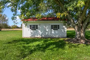 2231 Garner Rd, Perry Township, OH 45107 - Photo 3