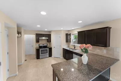 11048 Margaretta Avenue, Blue Ash, OH 45242 - Photo 21