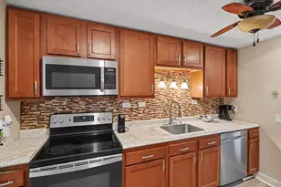11614 New Hope Dr, Forest Park, OH 45240 - Photo 5