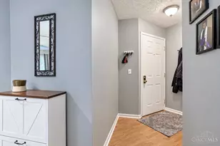 9610 Crosley Farm Dr, Cincinnati, OH 45251 - Photo 5