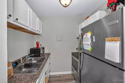 3821 S Jefferson Avenue, Norwood, OH 45212 - Photo 7
