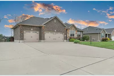 156 Wolf Creek, Carlisle, OH 45005 - Photo 51