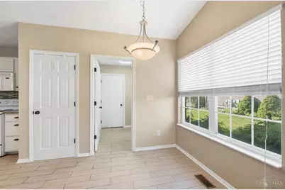 196 Rollingwood Drive, Hamilton Township, OH 45039 - Photo 11