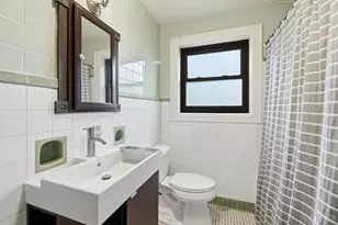 2825 Langdon Farm Rd, Cincinnati, OH 45212 - Photo 37