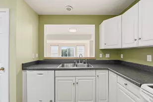 469 Sanoma Ct, Union Township, OH 45255 - Photo 9