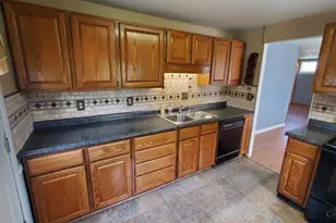 7 Apache Ct, Loveland, OH 45140 - Photo 9