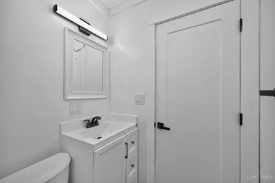 5504 Stewart Avenue #2, Cincinnati, OH 45227 - Photo 5