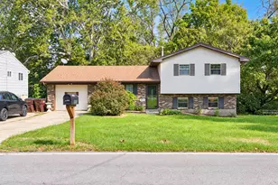 227 Oak St, Loveland, OH 45140 - Photo 1