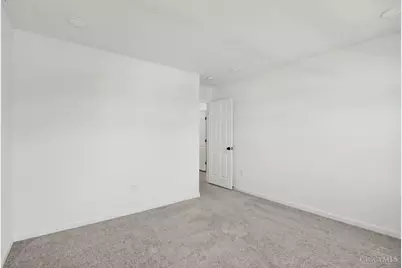 6092 Old Rosebud Drive, Hamilton Township, OH 45152 - Photo 29