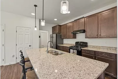 6092 Old Rosebud Drive, Hamilton Township, OH 45152 - Photo 13