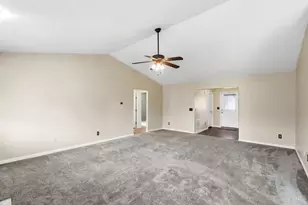 2072 Granny Smith Ln, Monroe, OH 45044 - Photo 9