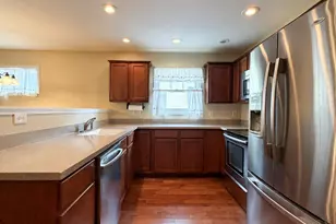 128 Springlake Ave, Hillsboro, OH 45133 - Photo 7