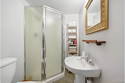 407 Milton, Cincinnati, OH 45202 - Photo 41
