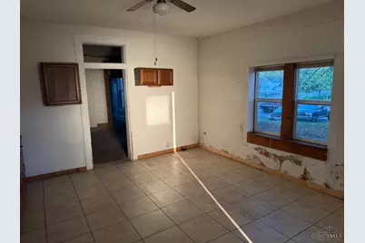 212 Sycamore Street S, Lynchburg, OH 45142 - Photo 3