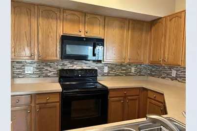 956 Crossing Pointe, Springfield Township, OH 45231 - Photo 7