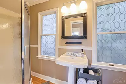 650 Rushton Road, Cincinnati, OH 45226 - Photo 23