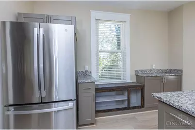 6688 Kennedy, Cincinnati, OH 45213 - Photo 13