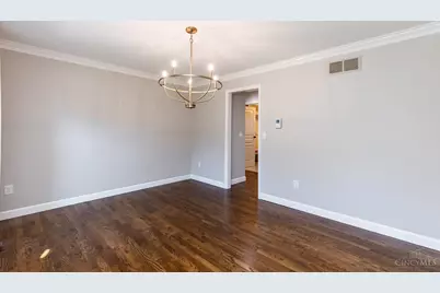 2028 Berkshire Club Drive, Anderson Township, OH 45230 - Photo 5