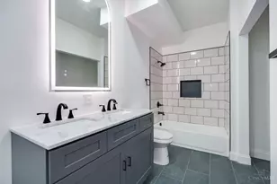 124 Valencia St, Cincinnati, OH 45219 - Photo 17