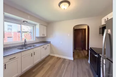 966 Oakland Avenue, Cincinnati, OH 45205 - Photo 7