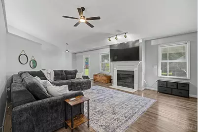 285 Christina, Carlisle, OH 45005 - Photo 9