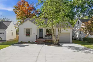 7227 Hosbrook Rd, Sycamore Township, OH 45243 - Photo 1