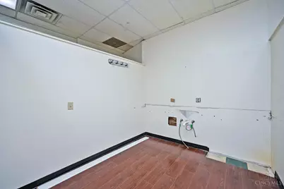 11140 Kenwood Road, Blue Ash, OH 45242 - Photo 23