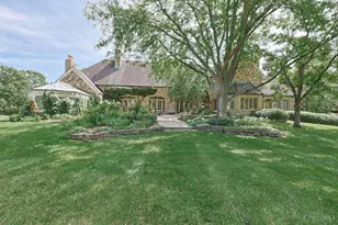 7707 Given Rd, Indian Hill, OH 45243 - Photo 57