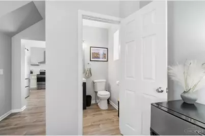 3459 Cardiff Avenue, Cincinnati, OH 45209 - Photo 23