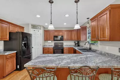 1046 Hayward Circle, Miami Township, OH 45150 - Photo 9
