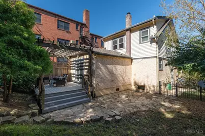 3421 Erie Avenue, Cincinnati, OH 45208 - Photo 29