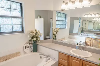 680 Golf View Court, Vandalia, OH 45377 - Photo 21
