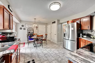 1952 Michelle Lane, Monroe, OH 45044 - Photo 11