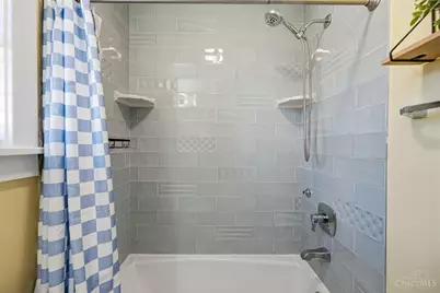 220 Strader Avenue, Cincinnati, OH 45226 - Photo 27