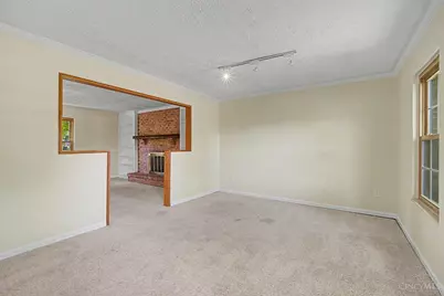 615 Queensgate Road, Springboro, OH 45066 - Photo 9