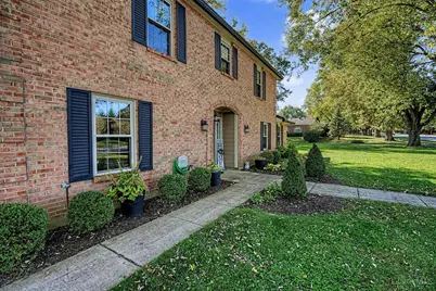 615 Queensgate Road, Springboro, OH 45066 - Photo 5
