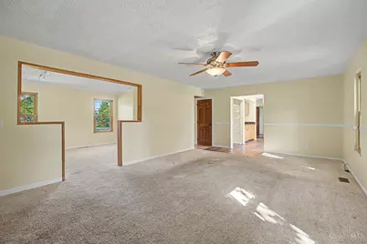 615 Queensgate Road, Springboro, OH 45066 - Photo 15