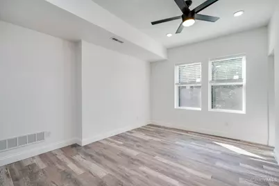 124 Valencia Street #2, Cincinnati, OH 45219 - Photo 25