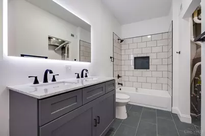 124 Valencia Street #2, Cincinnati, OH 45219 - Photo 21