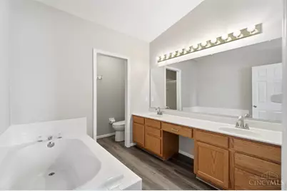 5444 Harbourwatch Way #204, Deerfield Township, OH 45040 - Photo 17