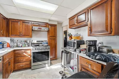 320 Grove Court, Wyoming, OH 45215 - Photo 11