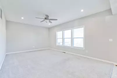 1464 Eagle Boulevard, Hamilton Township, OH 45039 - Photo 5