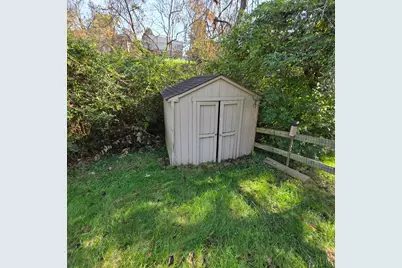8262 Springleaf Lake Drive, Colerain Township, OH 45247 - Photo 29
