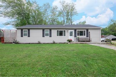 606 Oak Street - Photo 1