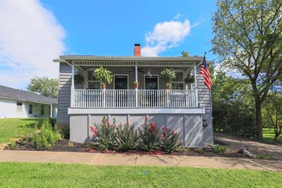 1136 N Troy Avenue - Photo 1