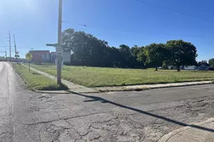 220 S 13th St, Hamilton, OH 45011 - Photo 1