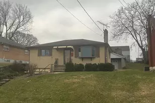 313 Genoma Dr, Reading, OH 45215 - Photo 1