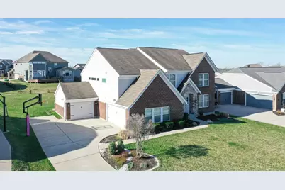 2953 Renaissance Boulevard, Middletown, OH 45005 - Photo 1