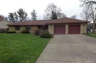 529 Cedarwood Ct, Middletown, OH 45042 - Photo 1