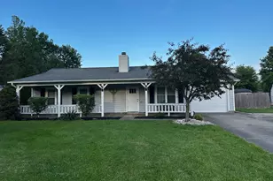 3914 Brookville Dr, Batavia Township, OH 45102 - Photo 1